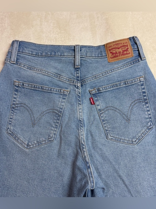 Levi Women's High Waisted Mom Jeans 29X29 NWOT - Picture 4 of 4